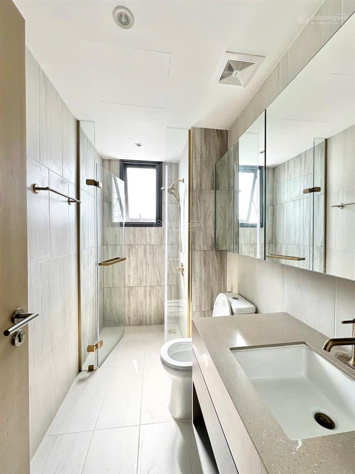Chính chủ bán antonia 3 phòng ngủ full nội thất cao cấp kèm ô xe riêng bao thuế phí (tl)