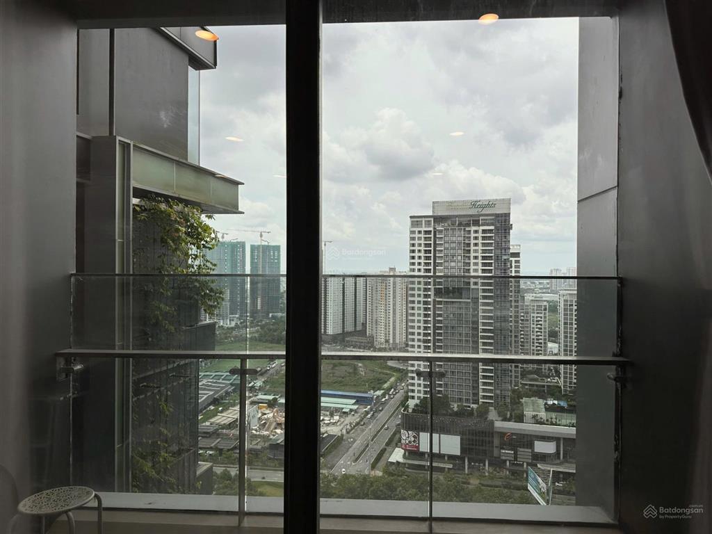 Cho thuê lumiere riverside 2 pn thiết kế đẹp giá tốt