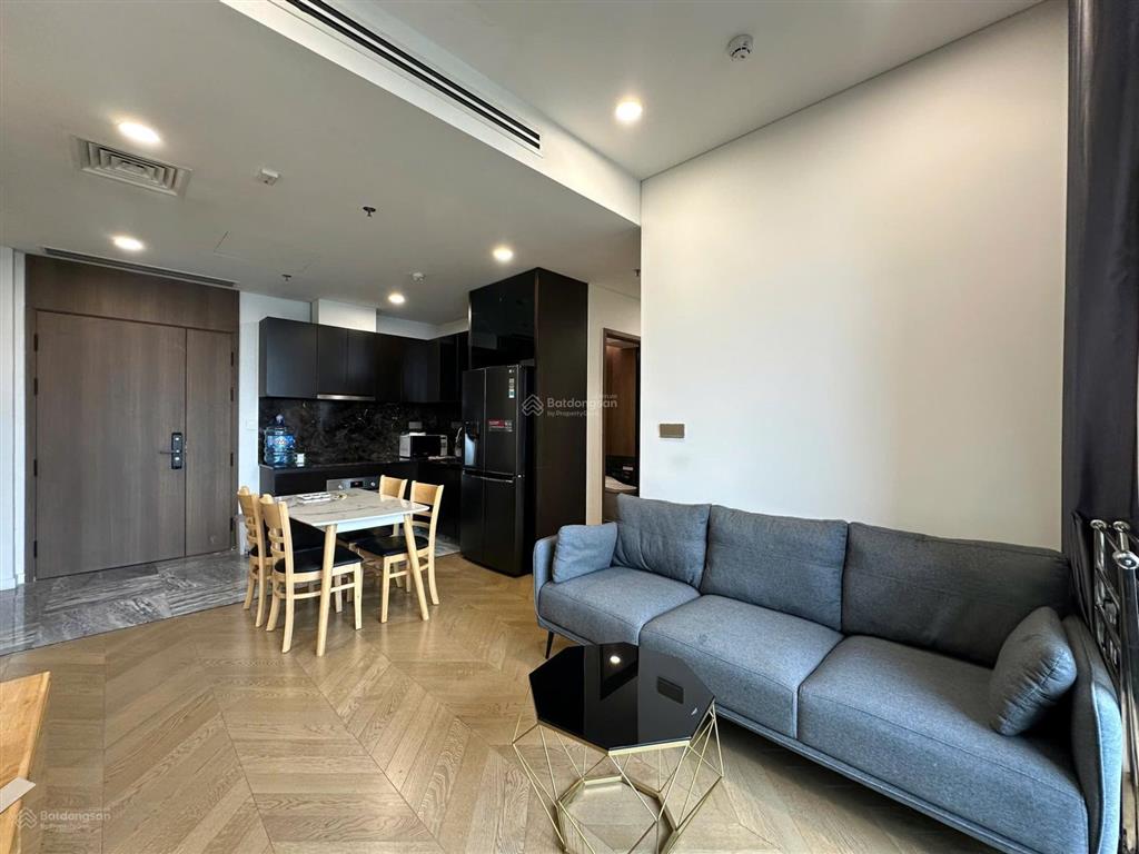 Cho thuê lumiere riverside 2 pn thiết kế đẹp giá tốt