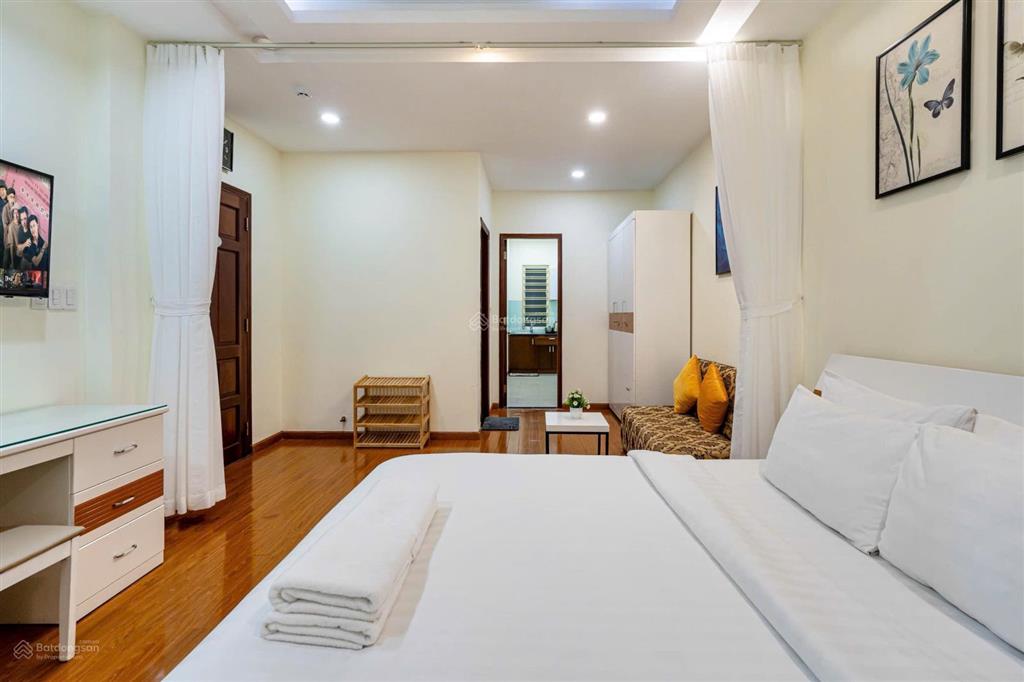Cho thuê căn hộ 1pn tách bếp riêng thang máy thái văn lung quận 1, gần lê thánh tôn, hai bà trưng