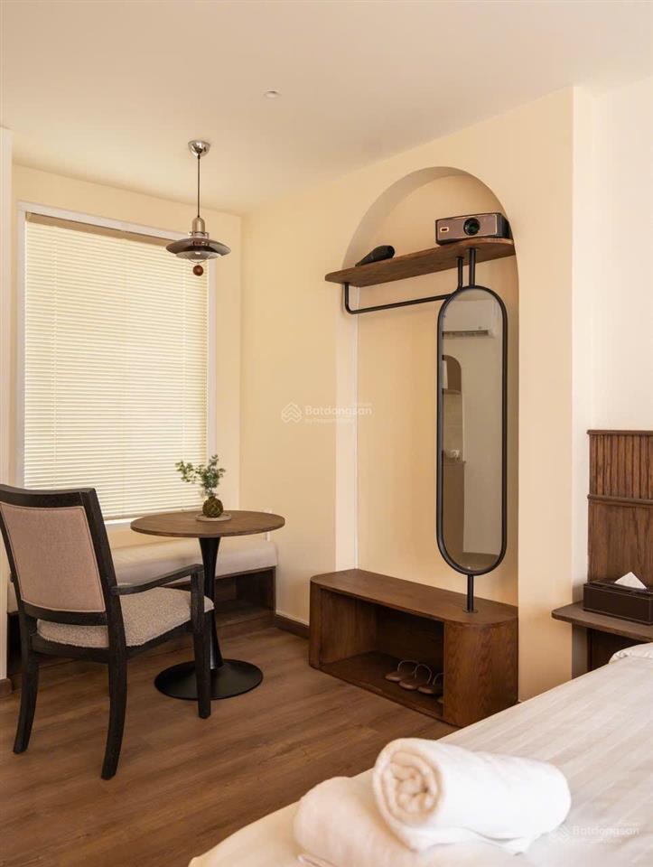 Cho thuê căn hộ 50m2 1pn, cửa sổ lớn, nguyễn trãi quận 1, gần chợ bến thành, công viên 23/9