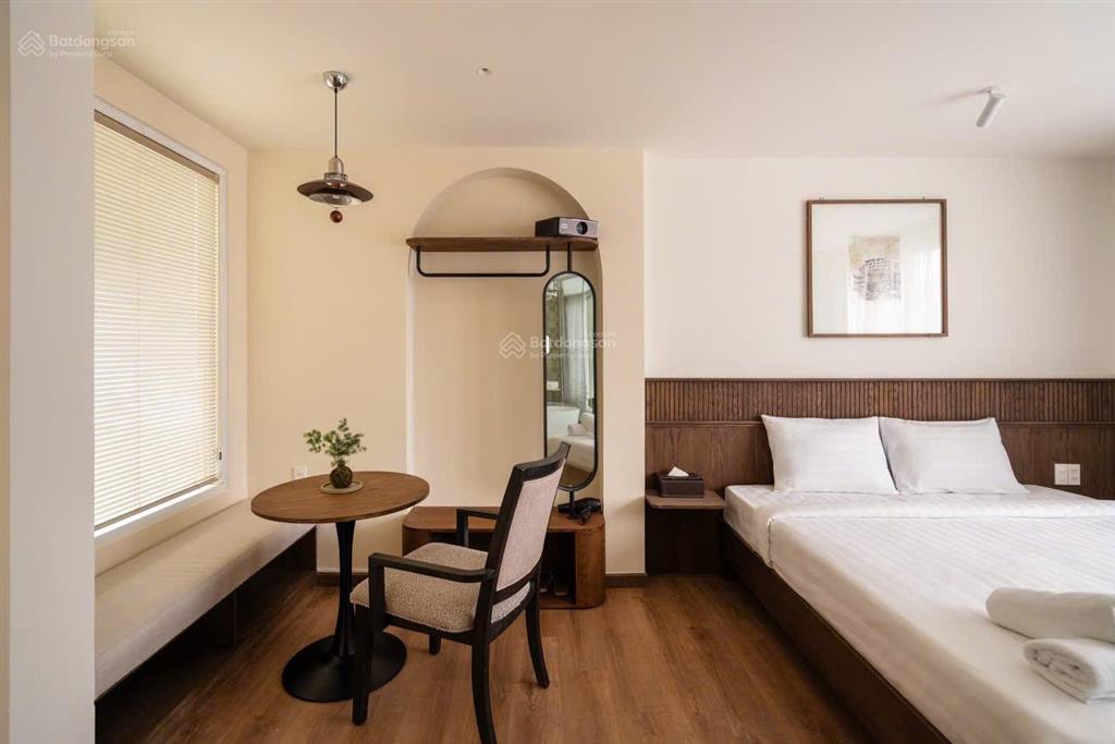 Cho thuê căn hộ 50m2 1pn, cửa sổ lớn, nguyễn trãi quận 1, gần chợ bến thành, công viên 23/9