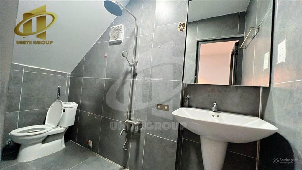 Cho thuê căn hộ 1pn tách bếp  máy giặt riêng  full nội thất  cô giang quận 1, gần trần hưng đạo