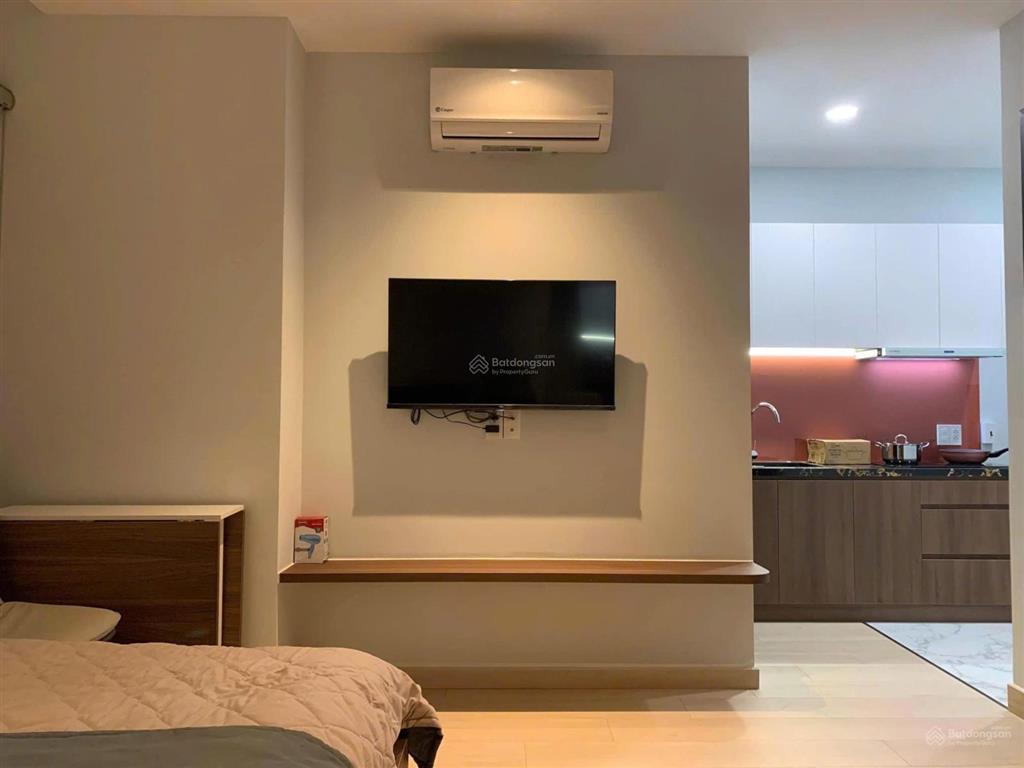 Cho thuê căn hộ 40m2  tách bếp  máy giặt riêng phạm ngũ lão quận 1 gần bùi viện, chợ bến thành