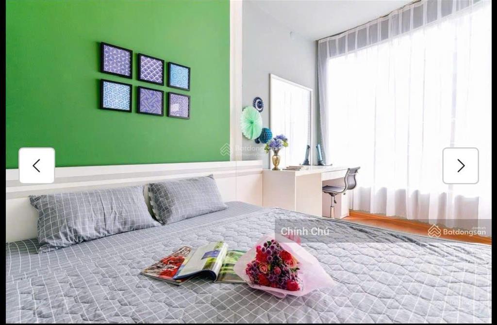 Cho thuê căn hộ 40m2 ban công ký con quận 1 gần chợ bến thành, bùi viện di chuyển nhanh q4,q5