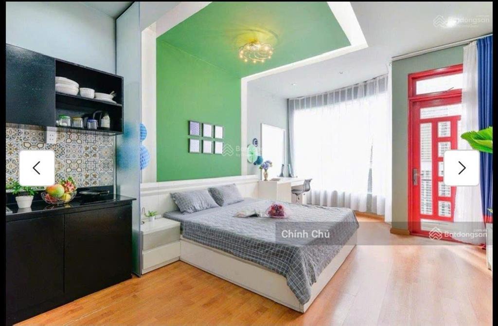 Cho thuê căn hộ 40m2 ban công ký con quận 1 gần chợ bến thành, bùi viện di chuyển nhanh q4,q5