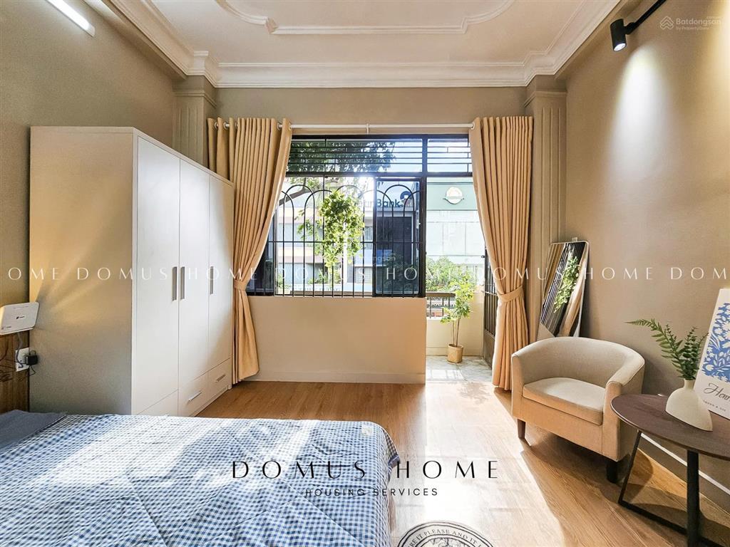 Cho thuê căn hộ 50m2 tách bếp ban công khánh hội quận 4 gần cầu ông lãnh, di chuyển nhanh q1