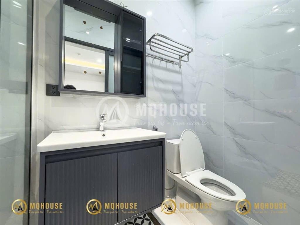 Cho thuê căn hộ 1pn 50m2  ban công  nguyễn trãi quận 5 gần đh sài gòn, đh sư phạm, sát quận 1