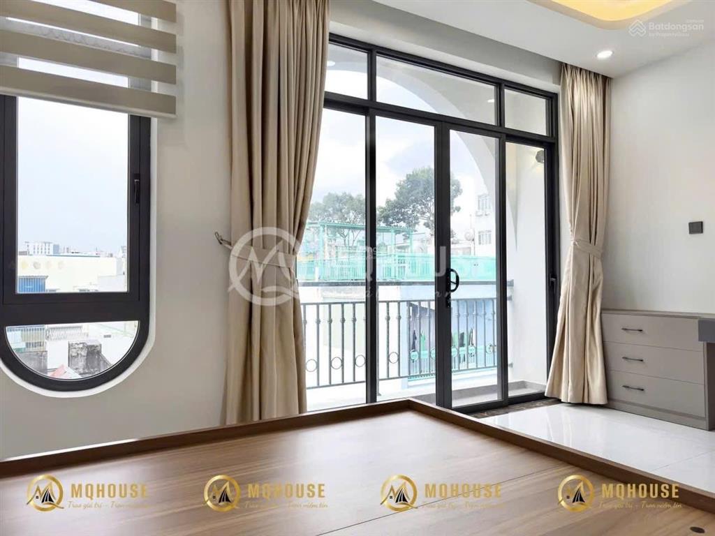 Cho thuê căn hộ 1pn 50m2  ban công  nguyễn trãi quận 5 gần đh sài gòn, đh sư phạm, sát quận 1