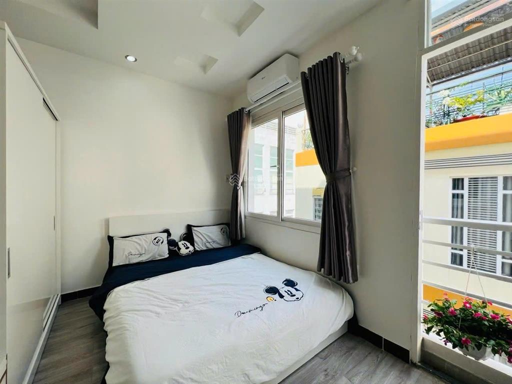 Cho thuê căn hộ 1pn tách bếp ban công trần hưng đạo quận 1 gần chợ bến thành, đh khtn