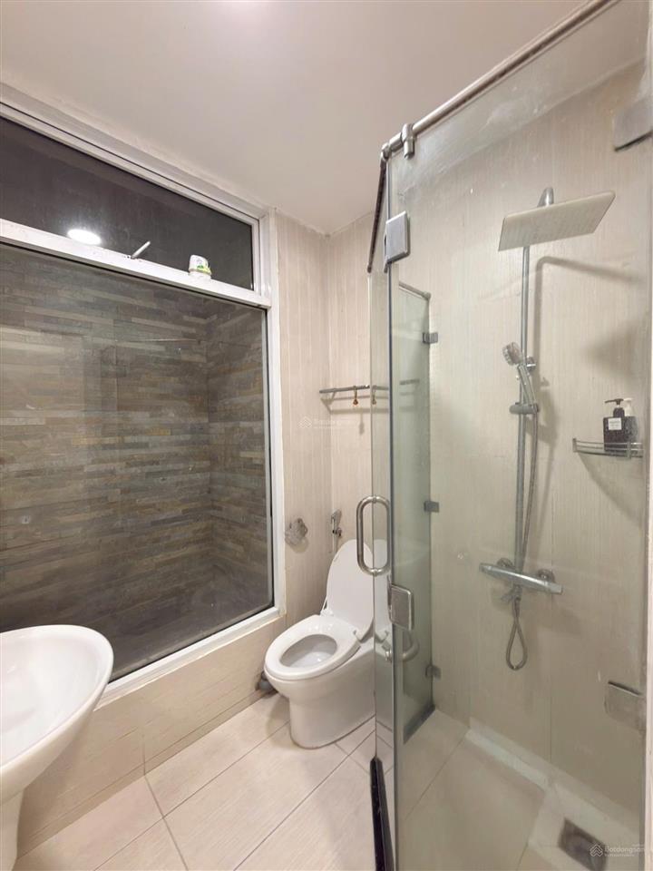 Cho thuê căn hộ 1pn 40m2 trần đình xu, q1  sát phố tây bùi viện | ban công, full nội thất