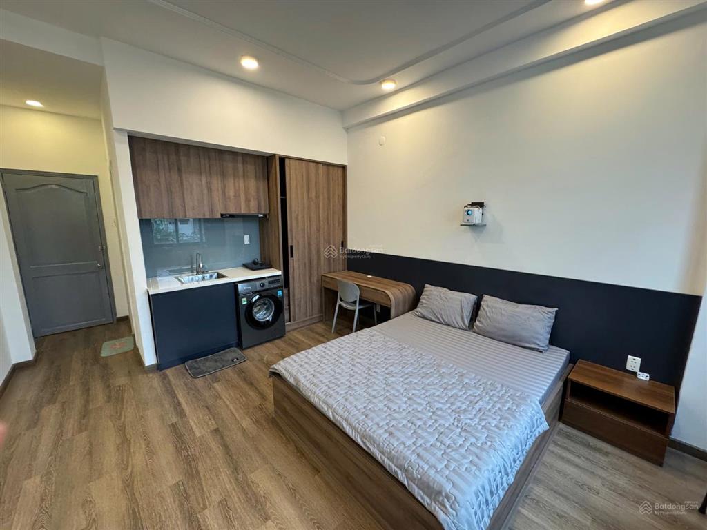 Cho thuê căn hộ 40m2 có ban công  mặt tiền hoàng sa, quận 1  gần thảo cầm viên, đài truyền hình