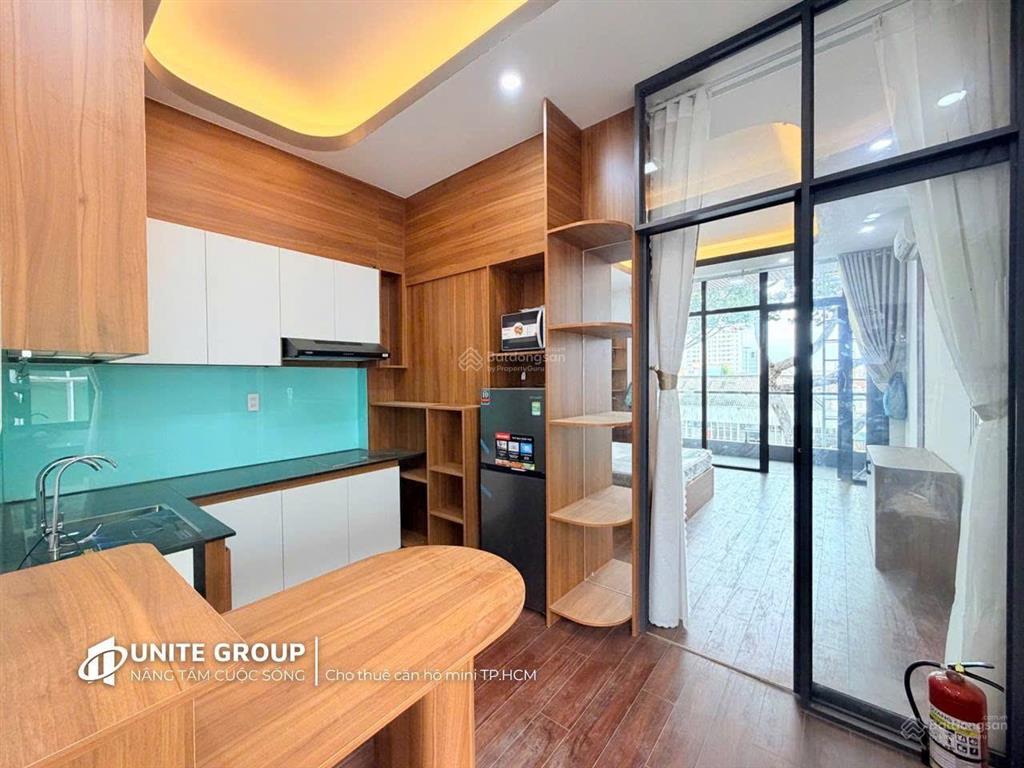 Căn hộ 1pn ban công tách bếp máy sấy riêng 45m2 mặt tiền trần hưng đạo quận 5 gần nguyễn văn cừ