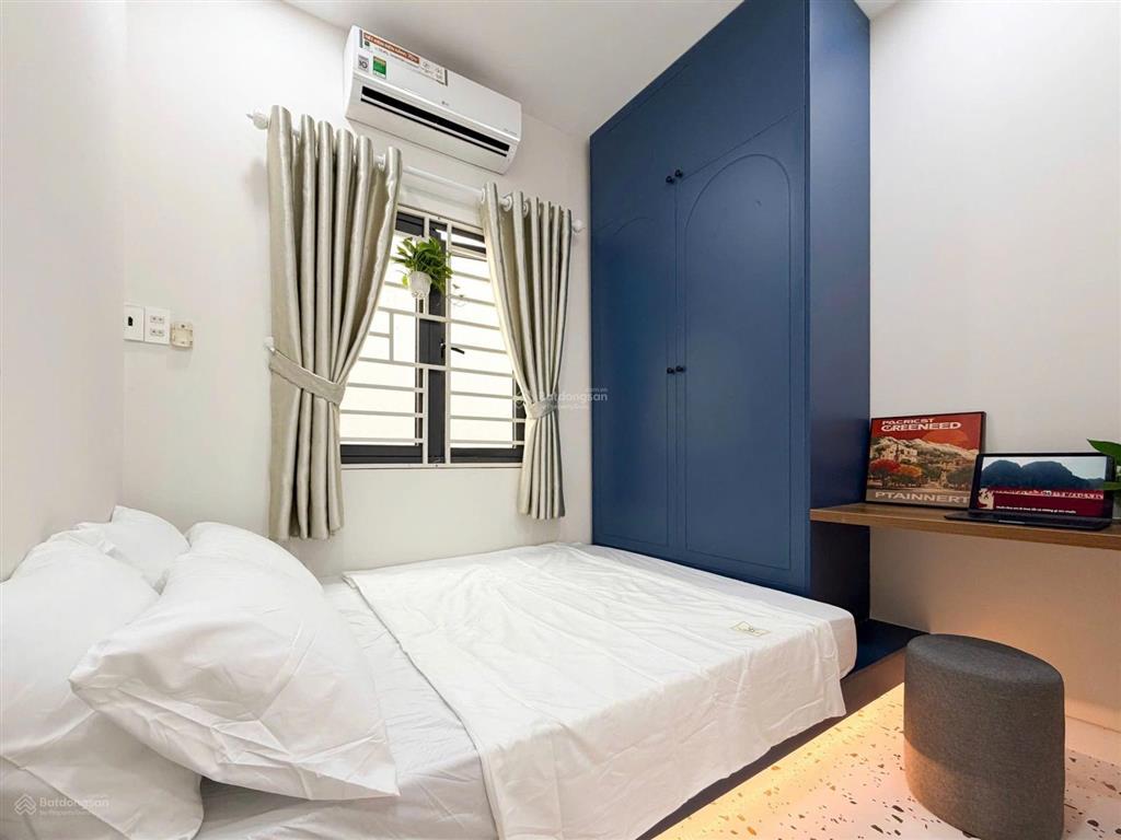 Cho thuê hộ 2pn ban công, tách bếp 50m2 tô hiến thành quận 10, gần vạn hạnh mall, thành thái, svh
