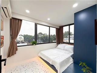 Cho thuê hộ 2pn ban công, tách bếp 50m2 tô hiến thành quận 10, gần vạn hạnh mall, thành thái, svh