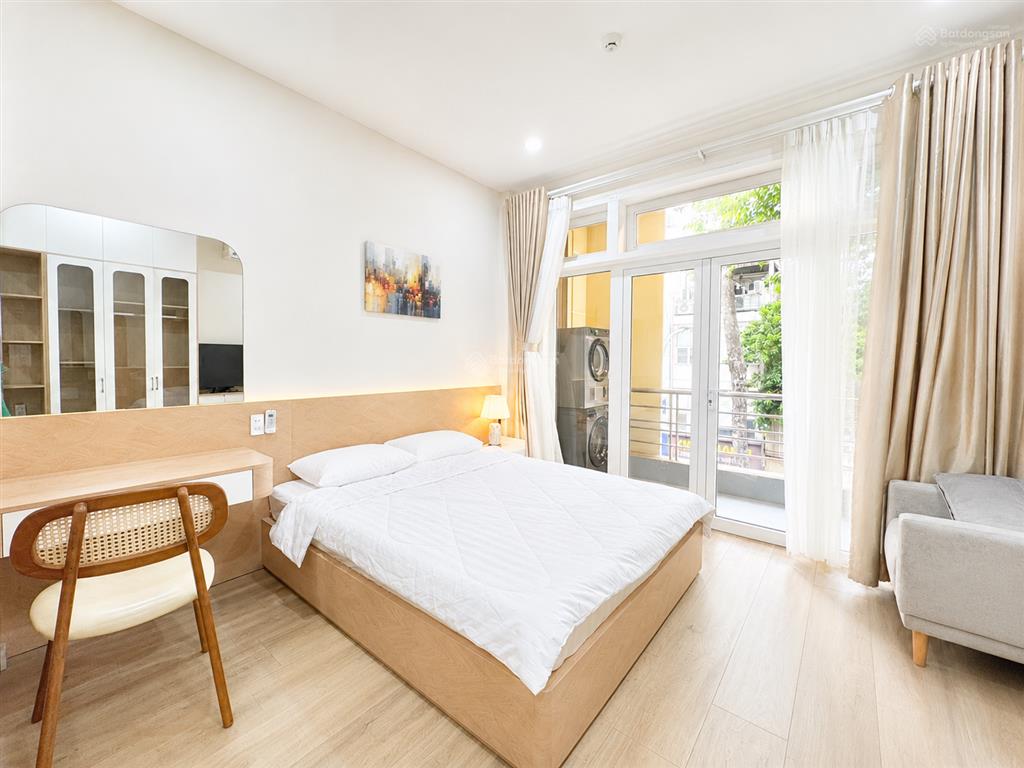 Cho thuê căn hộ 1pn 45m2 mới 100% tách bếp  mặt tiền trần quang khải quận 1, gần ngay chợ tân định