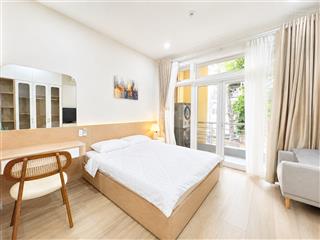 Cho thuê căn hộ 1pn 45m2 mới 100% tách bếp  mặt tiền trần quang khải quận 1, gần ngay chợ tân định