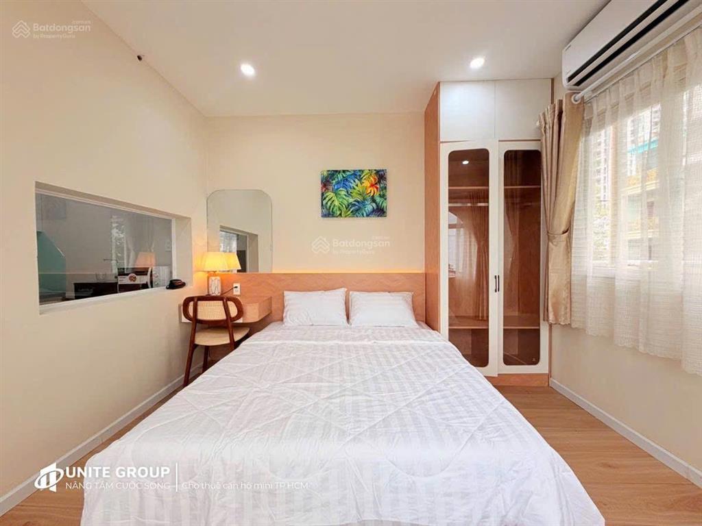 Cho thuê căn hộ 1pn 45m2 ban công thoáng mát  mặt tiền hai bà trưng, quận 1, gần ngay chợ tân định