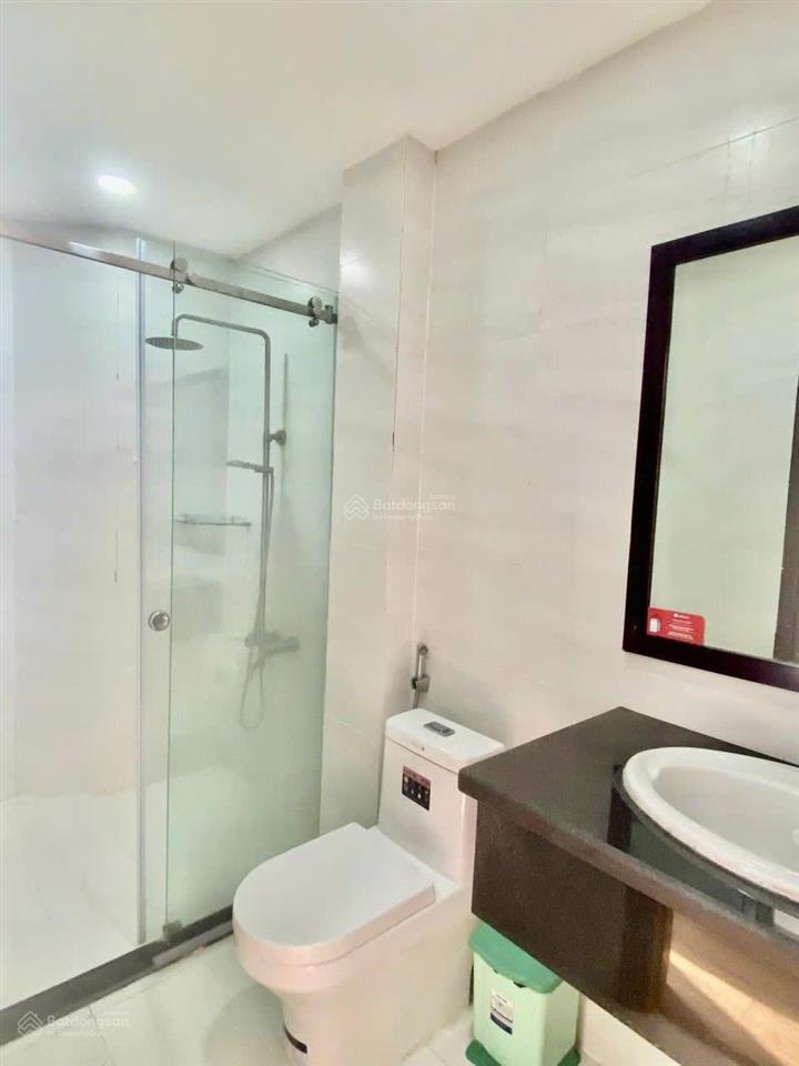 Cho thuê căn hộ 1pn 40m2 ban công thoáng  đường trần nhật duật quận 1 ngay gần sát chợ tân định