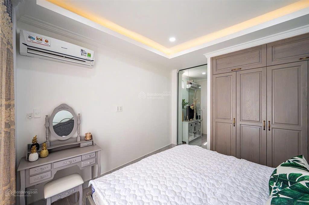 Cho thuê căn hộ 1pn 40m2 ban công thoáng mát  đường đề thám, quận 1, gần ngay đh văn lang