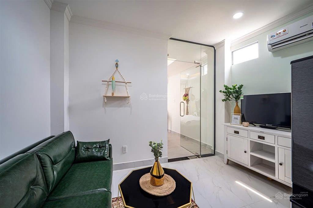 Cho thuê căn hộ 1pn 40m2 ban công thoáng mát  đường đề thám, quận 1, gần ngay đh văn lang