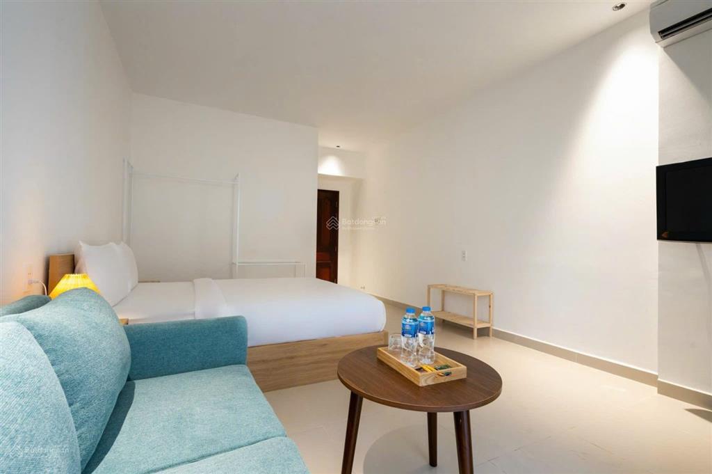 Cho thuê căn hộ 1pn 40m2 máy giặt riêng  đường nguyễn phi khanh, q1, gần ngay công viên lê văn tám
