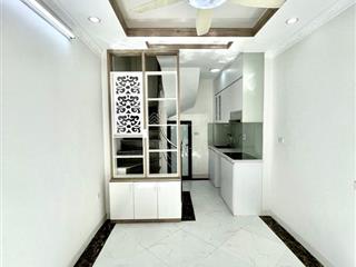 Bán nhà thanh lân, hm  ngõ thông, ô tô tránh, 5 tầng chỉ 4,2 tỷ