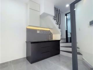 Xuất cảnh bán gấp  bán nhà âu cơ 12m² 2 tầng  2.3 tỷ