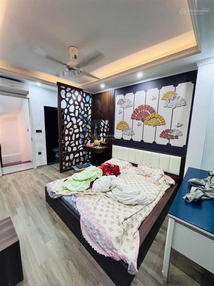 Bán nhà 5 tầng 5 ngủ gần ga văn quán trần phú hà đông ô tô đỗ cửa gần 60m2 giá nhỉnh 12 tỷ