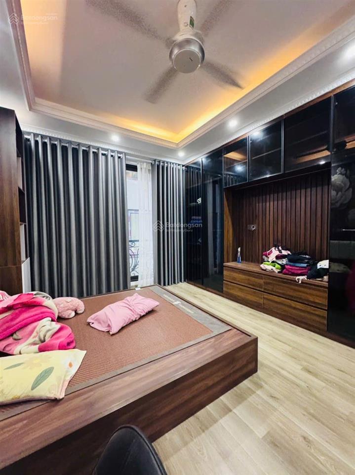 Bán nhà 5 tầng 5 ngủ gần ga văn quán trần phú hà đông ô tô đỗ cửa gần 60m2 giá nhỉnh 12 tỷ