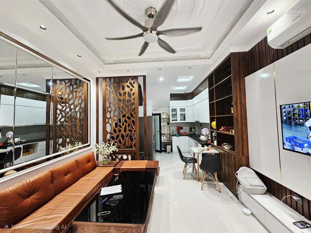 Bán nhà 5 tầng 5 ngủ gần ga văn quán trần phú hà đông ô tô đỗ cửa gần 60m2 giá nhỉnh 12 tỷ