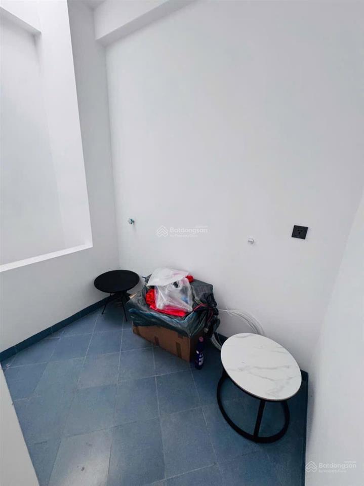 Bán nhà 5 tầng 5 ngủ gần ga văn quán trần phú hà đông ô tô đỗ cửa gần 60m2 giá nhỉnh 12 tỷ