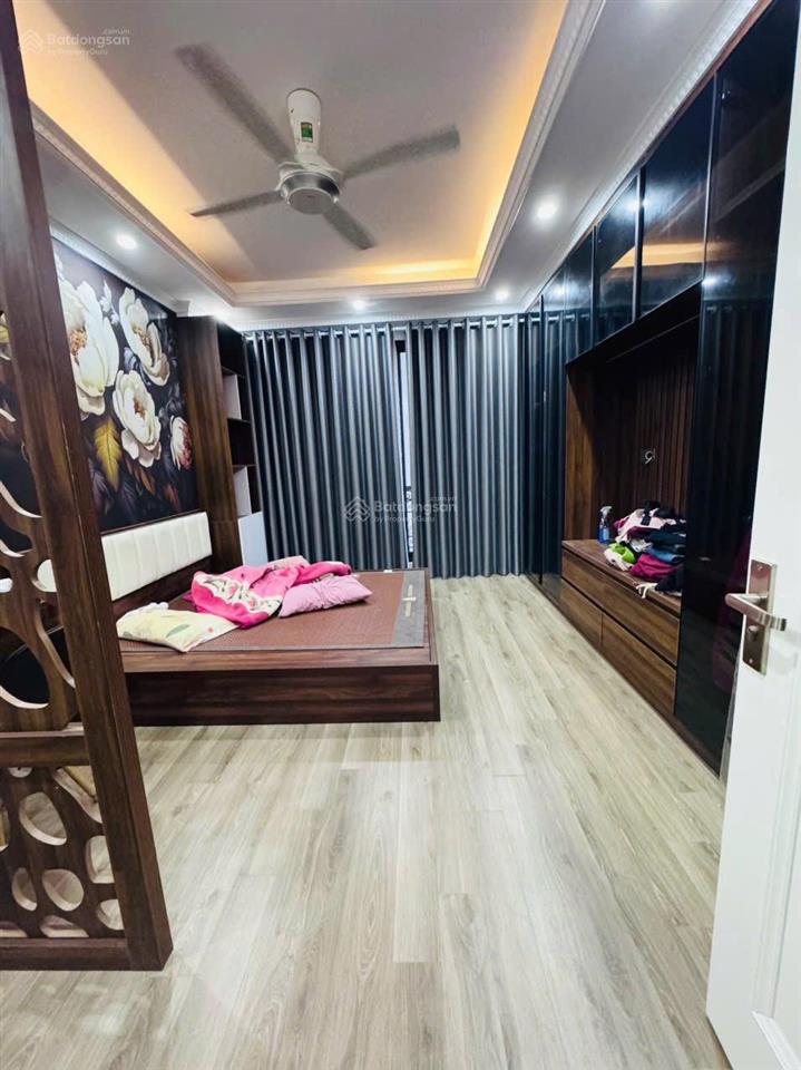 Bán nhà 5 tầng 5 ngủ gần ga văn quán trần phú hà đông ô tô đỗ cửa gần 60m2 giá nhỉnh 12 tỷ