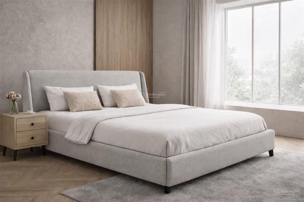 Bán nhà ngô thì nhậm hà đông, phân lô, gara ô tô, kinh doanh sầm uất dt 80x6 giá 14 tỷ.