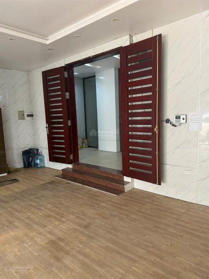 Bán nhà siêu phẩm lô góc hai mặt, ô tô đỗ cửa đa tiện ích 45m2x3 tầng  giá nhỉnh 14 tỷ