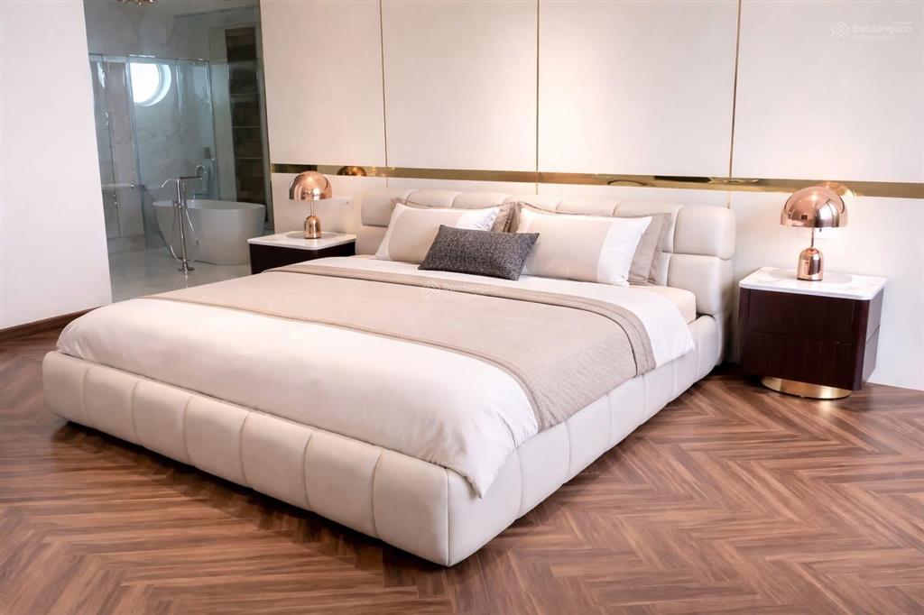 Bán nhà mặt phố kđt văn quán hà đông kinh doanh đỉnh dòng tiền 35 tr/tháng36m2x7tầng giá12,5 tỷ