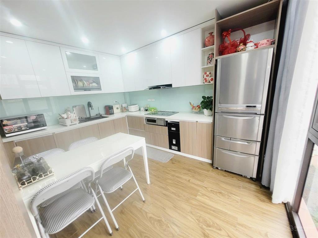 Bán nhà đường chiến thắng hà đông kinh doanh dòng tiền dt 43m2x4 tầng giá 11,5 tỷ