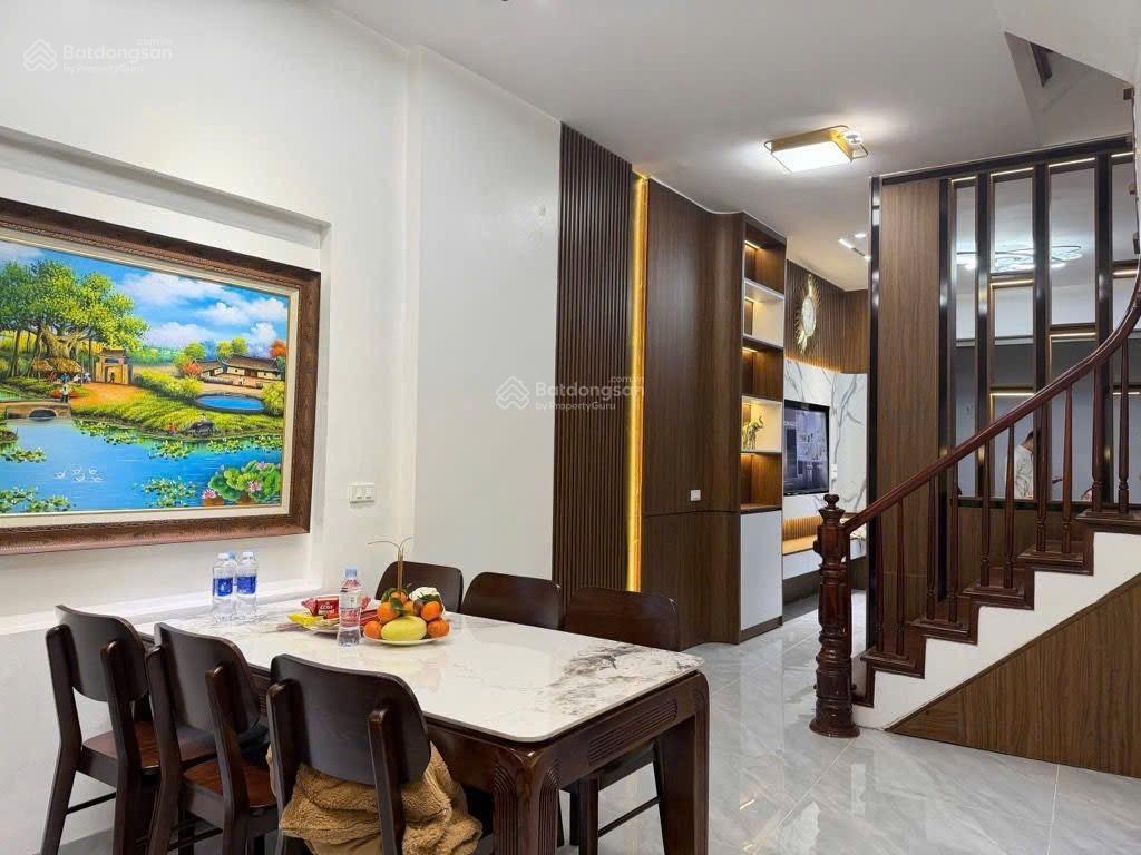 Bán nhà mặt phố phân lô tô hiệu hà đông 66m2x5 tầng  kinh doanh  đang chờ cầu thang máy giá 17tỷ