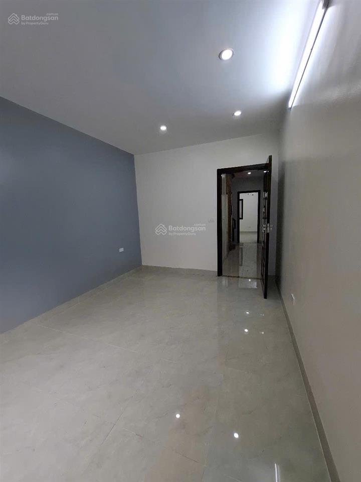 Bán nhà phố cổ hà đông đường thông thoáng nội thất vip cầu thang máy dt42m2x5 tầng giá nhỉnh 15 tỷ
