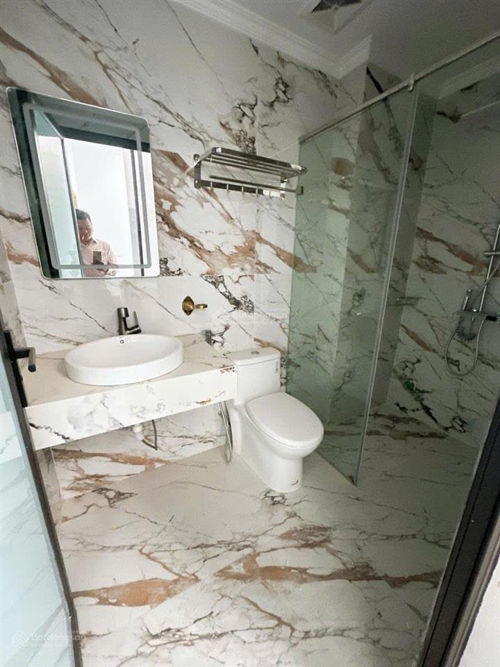 Bán nhà đẹp trung tâm lê trọng tấn hà đông ô tô tránh đỗ 15m dt 36m2x5 tầng giá 7,5 tỷ
