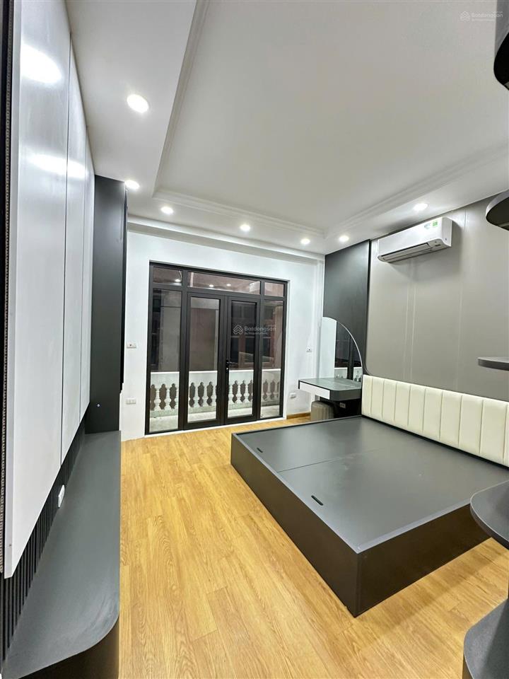 Bán nhà góc phân lô ô tô tránhlê trọng tấn hà đôngkinh doanh 68m2x4 tầng mặt tiền 20m giá 14,3 tỷ