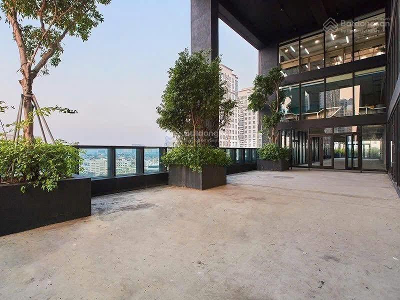 Bán toà tháp văn phòng hạng a phạm văn đồng. 800.4m2, 28 tầng doanh thu 8 tỷ/tháng