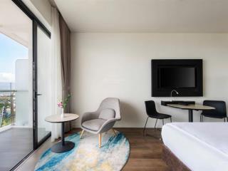 Chuyển nhượng khách sạn 5 sao tại thành phố hạ long tỉnh quảng ninh. 1886,8m2, 26 tầng 1 hầm 1 mái