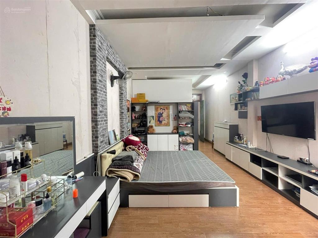 Bán gấp nhà kim giang hoàng mai ngõ oto 55m2, 4 tầng, mt 4m, chỉ 11.8 tỷ. nhà đẹp, giá cực tốt.
