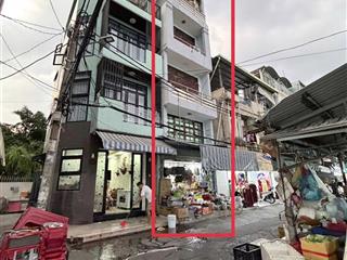 Bán nhà ngay chợ trần hữu trang