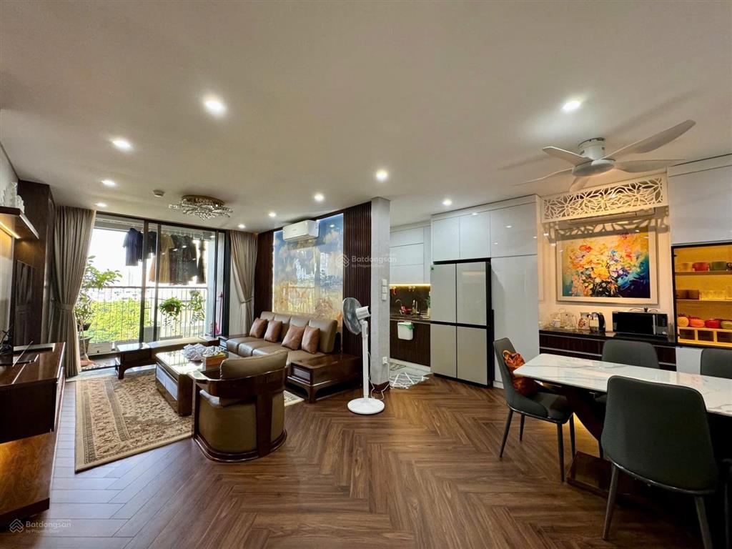Chính chủ cắt lỗ căn hộ 2 ngủ 81m²  8 tỷ  view thoáng, full đồ, tại the park home. sẵn slot oto