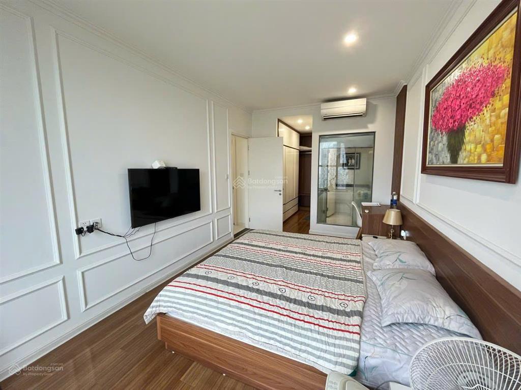 Chính chủ bán gấp 2 ngủ sửa thành 3 ngủ 85m²  7 tỷ nội thất mới, tại the sun mễ trì, có slot ô tô