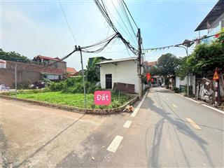 Cc bán gấp lô góc 126m2, mt 6.75m,tt hoà lạc,gần đh quốc gia,đh fpt, gần metro 5. giá chỉ 3.24 tỷ