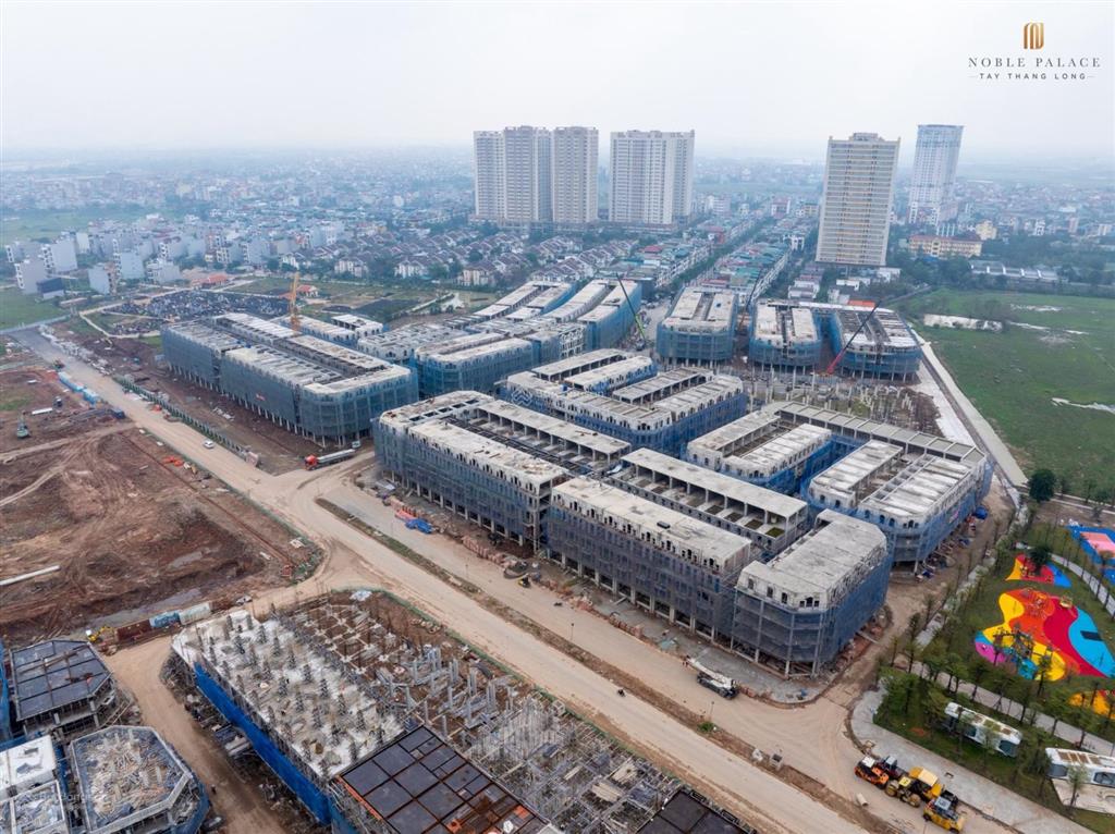 Shophouse 75m2 đường nối hoàng quốc việt kéo dài, đối diện bể bơi, view đẹp thoáng.