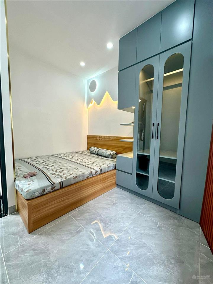 Siêu phẩm hẻm xe hơi vào tới nhà  cách sân bay 15p  full nội thất  2 tầng  sổ vuông